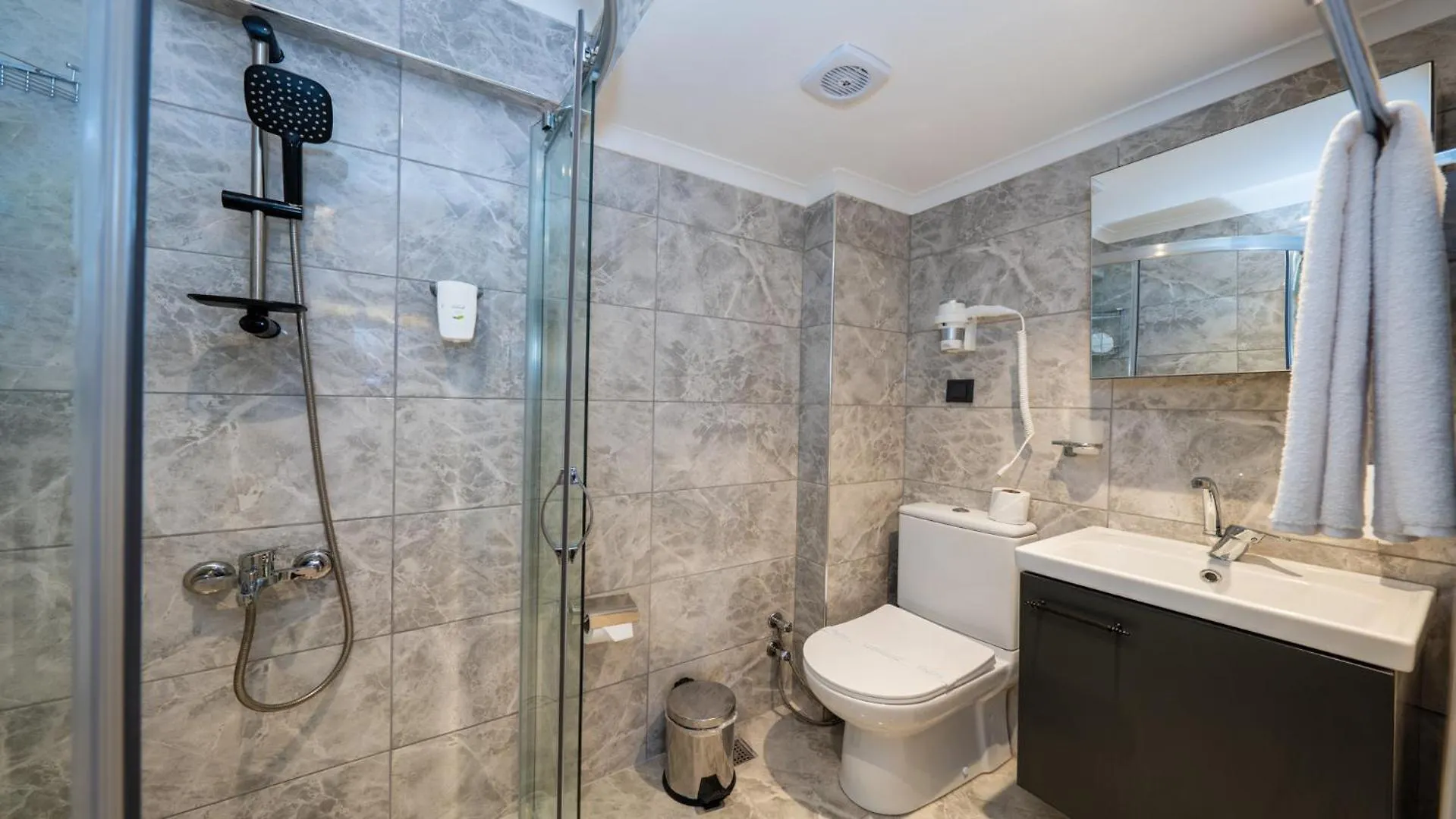 Hotel Skykhan Otel Fethiye