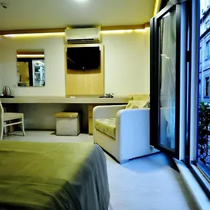 Shadi House Стамбул
